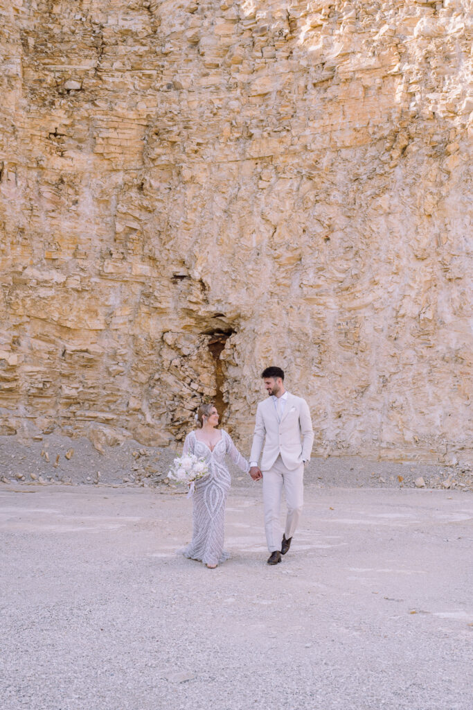 hochzeitspaar-steinbruch-hochzeitsfotografie-ingolstadt.jpg.jpg